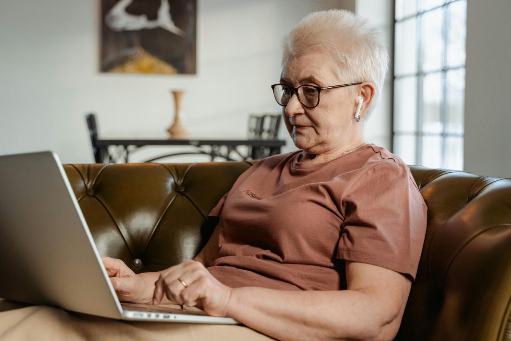 woman over 50 starting an online business from home to boost retirement income